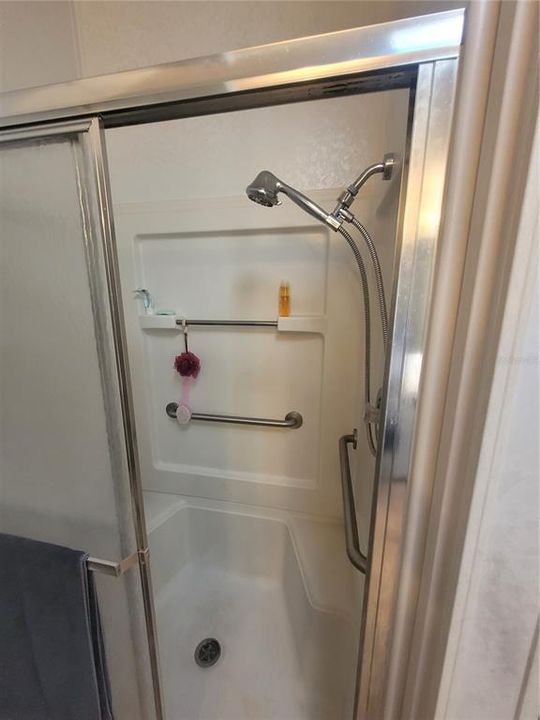 Active With Contract: $155,900 (3 beds, 2 baths, 1647 Square Feet)