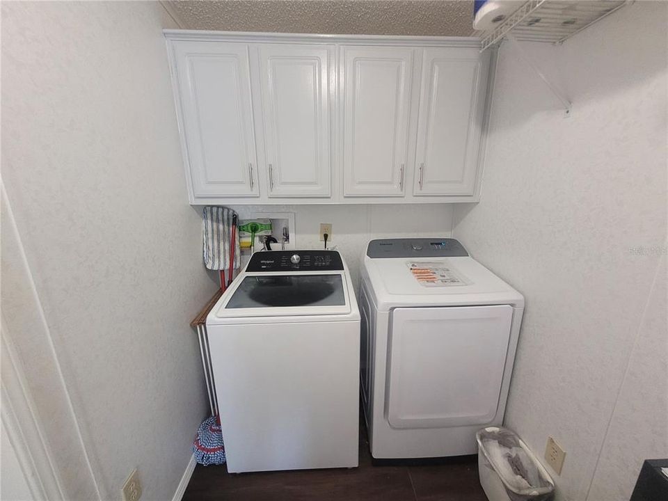 Active With Contract: $155,900 (3 beds, 2 baths, 1647 Square Feet)