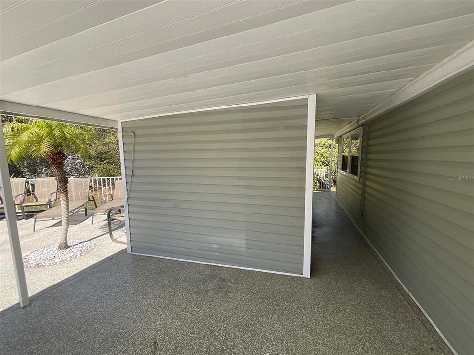 For Sale: $189,500 (2 beds, 2 baths, 1100 Square Feet)