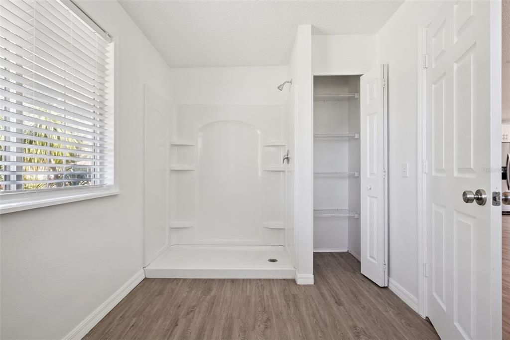 For Sale: $364,900 (3 beds, 2 baths, 1338 Square Feet)