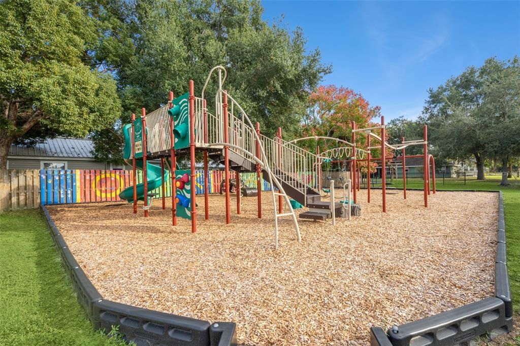 For Sale: $364,900 (3 beds, 2 baths, 1338 Square Feet)