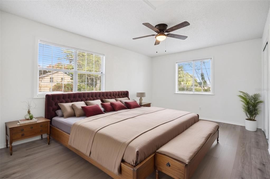 For Sale: $364,900 (3 beds, 2 baths, 1338 Square Feet)