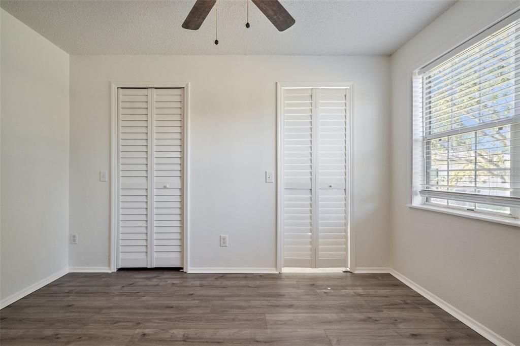 For Sale: $364,900 (3 beds, 2 baths, 1338 Square Feet)