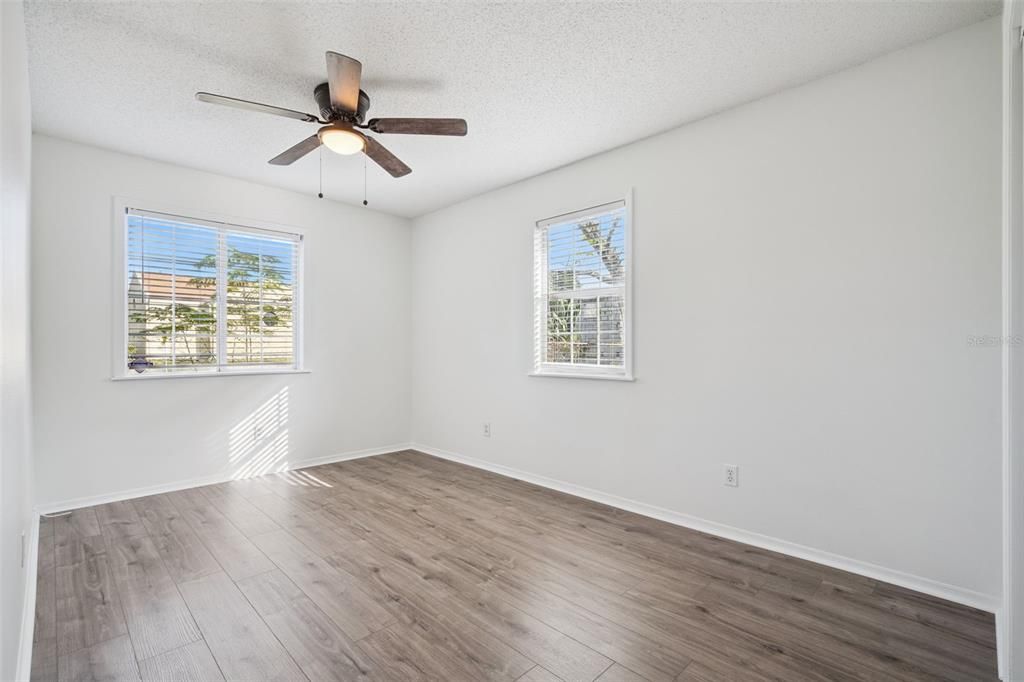 For Sale: $364,900 (3 beds, 2 baths, 1338 Square Feet)