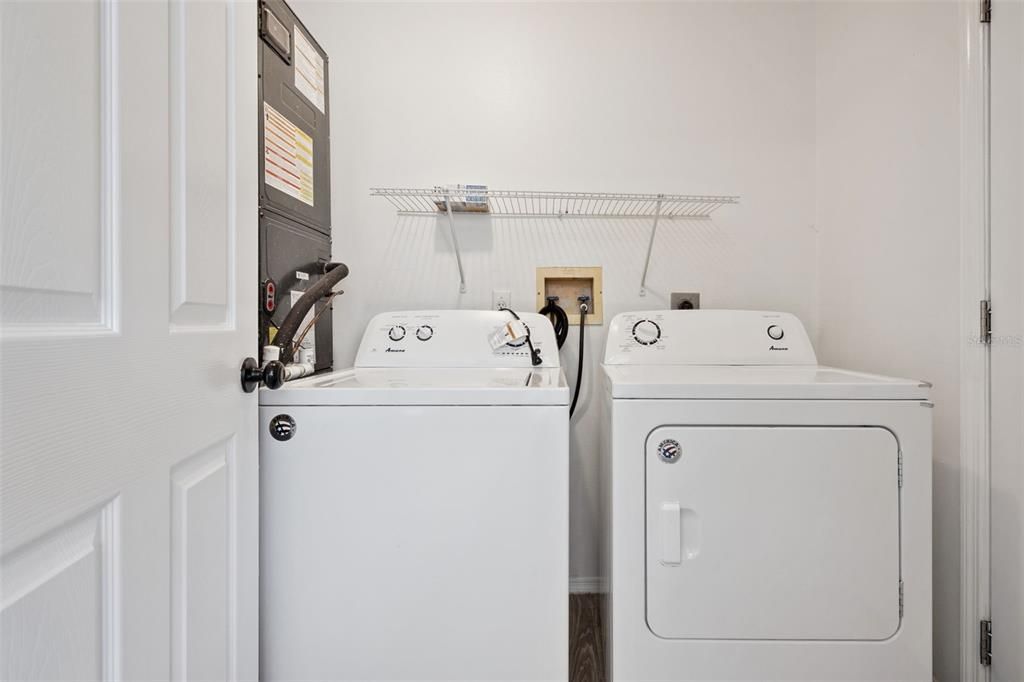 For Sale: $364,900 (3 beds, 2 baths, 1338 Square Feet)