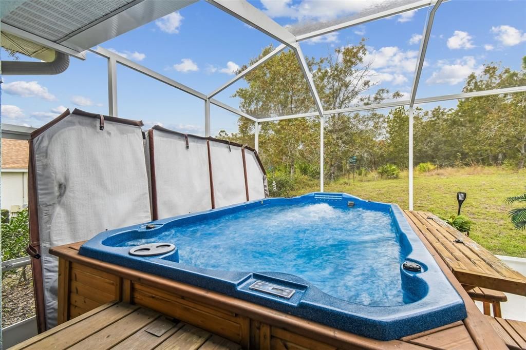 На продажу: $319,900 (3 спален, 2 ванн, 1989 Квадратных фут)