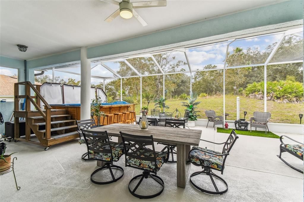 На продажу: $319,900 (3 спален, 2 ванн, 1989 Квадратных фут)