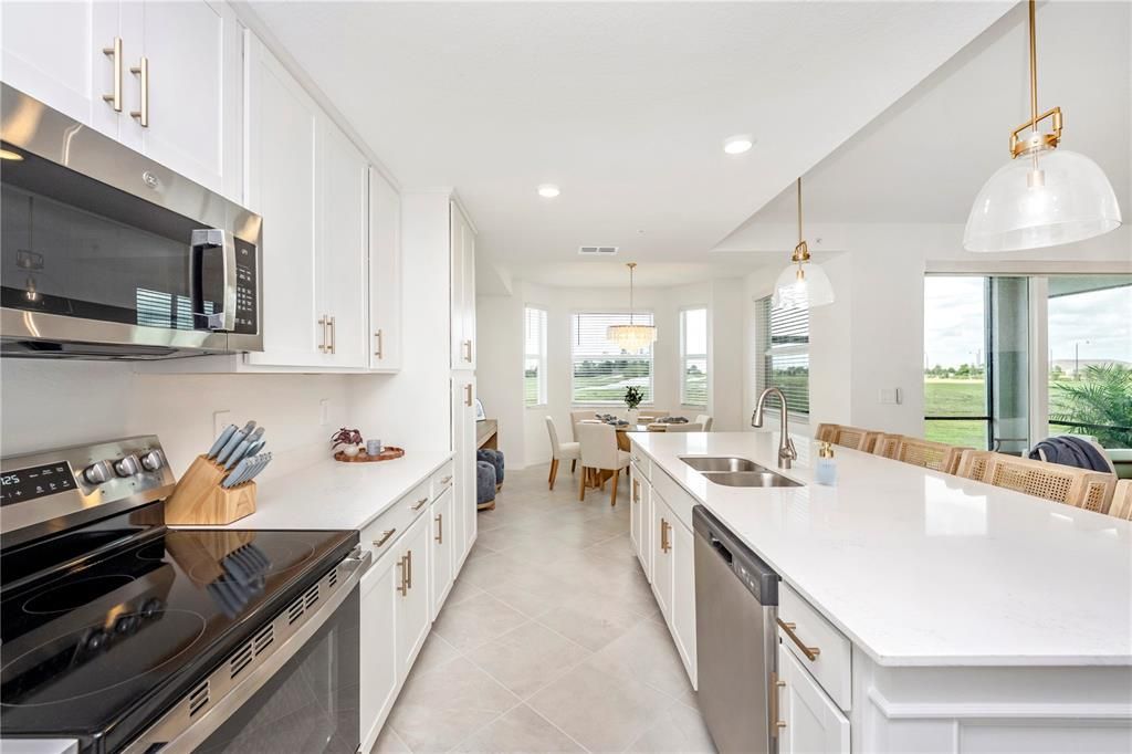 For Rent: $5,500 (2 beds, 2 baths, 1154 Square Feet)