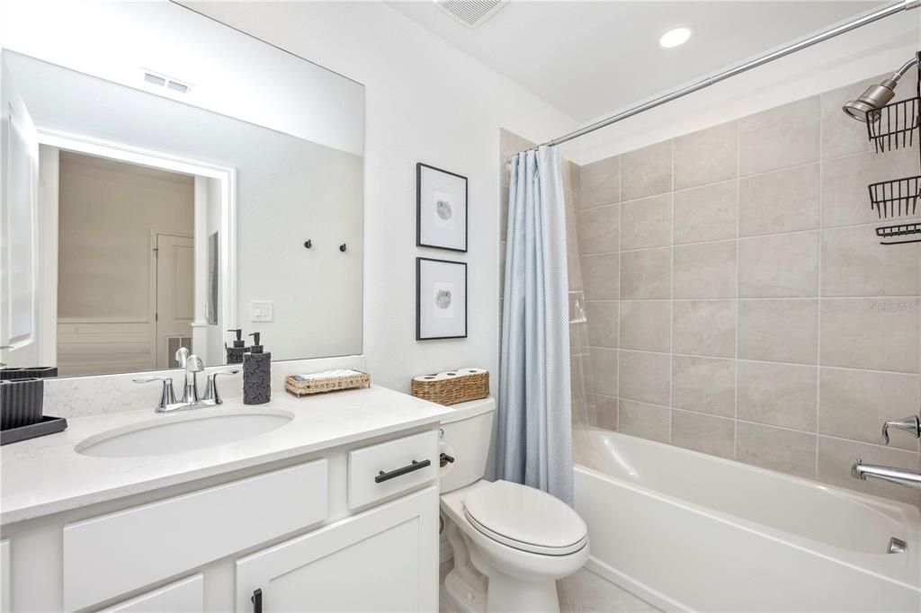 For Rent: $5,500 (2 beds, 2 baths, 1154 Square Feet)