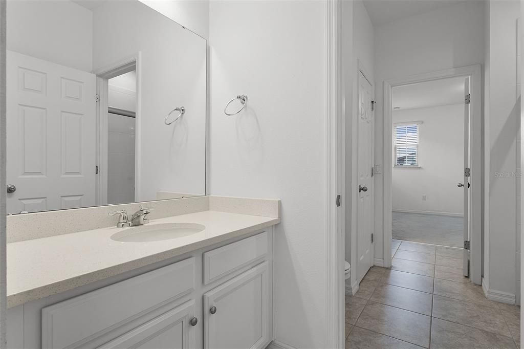 На продажу: $890,000 (6 спален, 4 ванн, 3667 Квадратных фут)