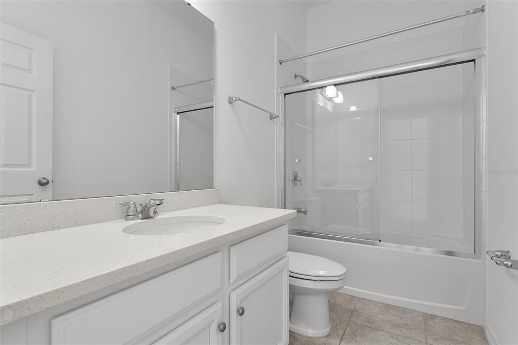 На продажу: $890,000 (6 спален, 4 ванн, 3667 Квадратных фут)