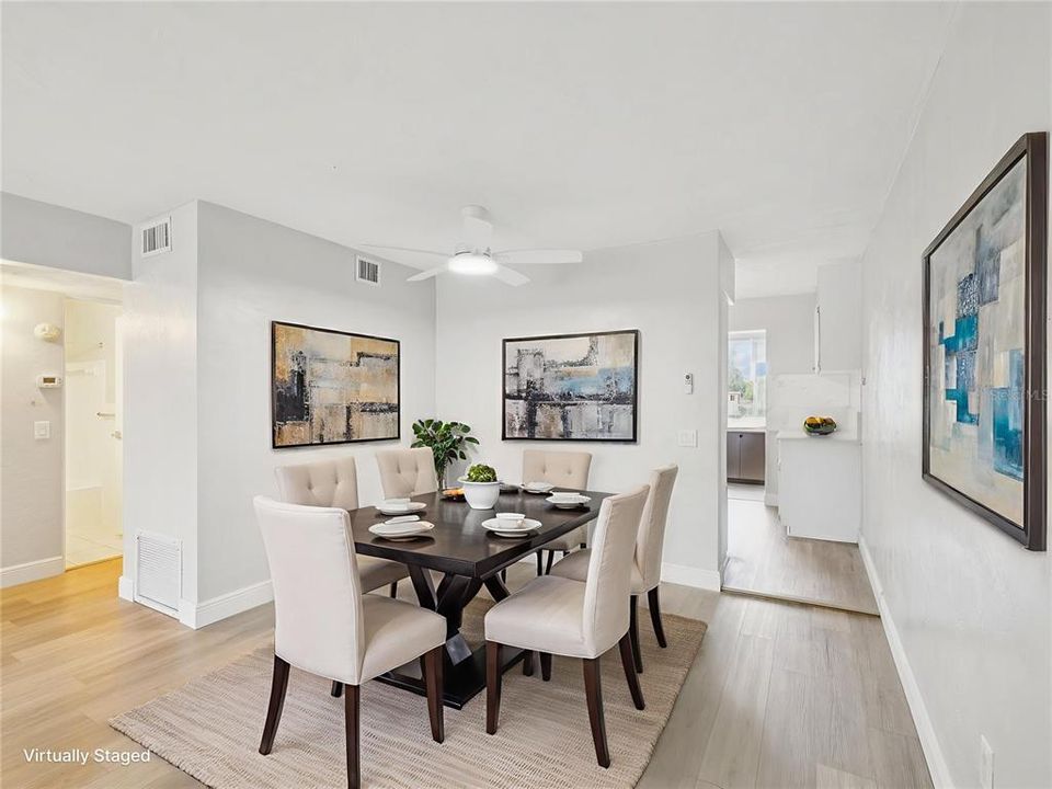 出租: $1,450 (2 贝兹, 1 浴室, 1100 平方英尺)