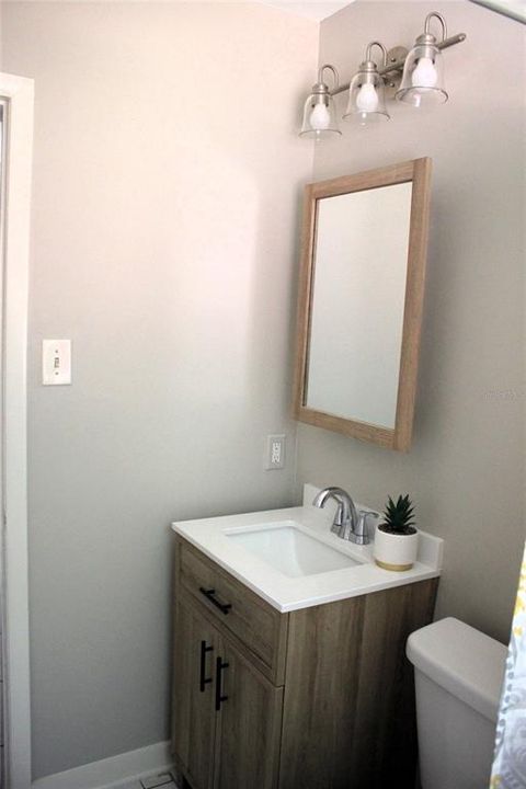 En Venta: $375,000 (4 camas, 2 baños, 1502 Pies cuadrados)