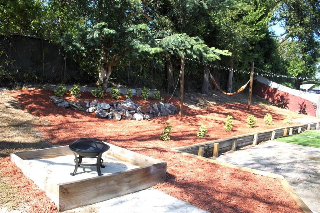 En Venta: $375,000 (4 camas, 2 baños, 1502 Pies cuadrados)