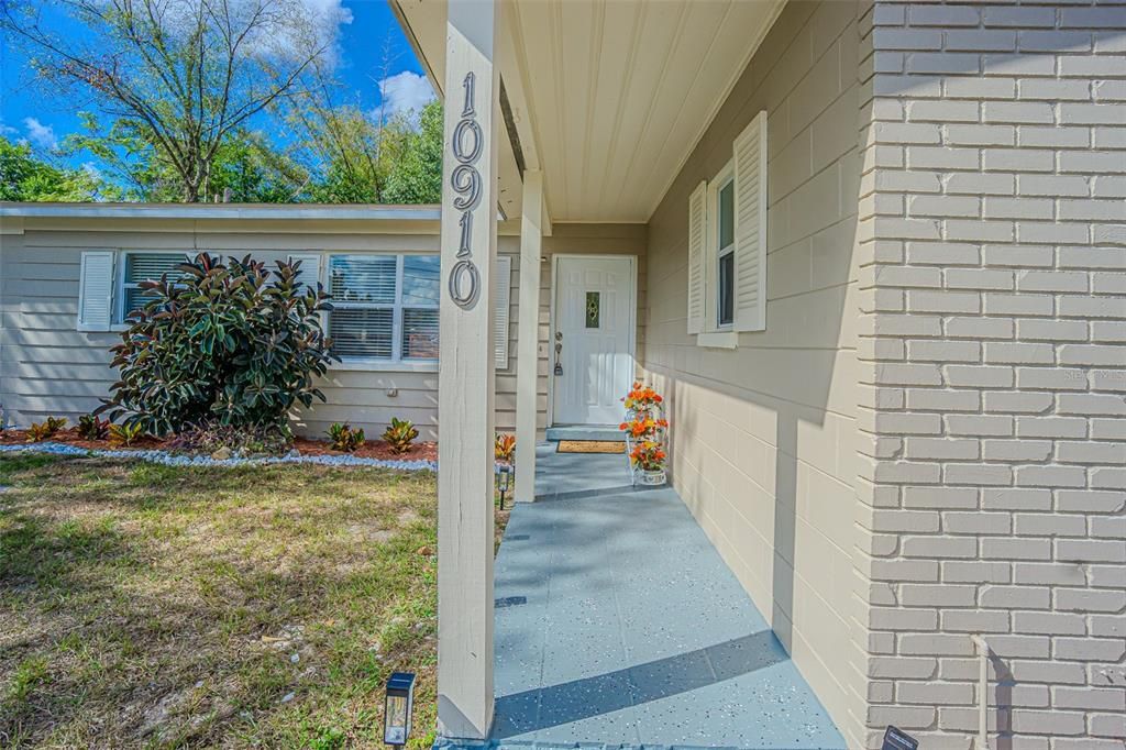 En Venta: $375,000 (4 camas, 2 baños, 1502 Pies cuadrados)