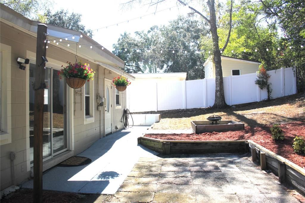 En Venta: $375,000 (4 camas, 2 baños, 1502 Pies cuadrados)