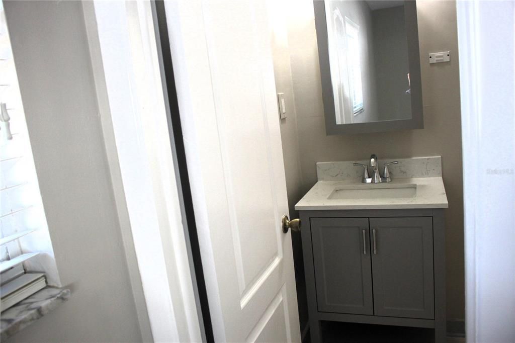 En Venta: $375,000 (4 camas, 2 baños, 1502 Pies cuadrados)