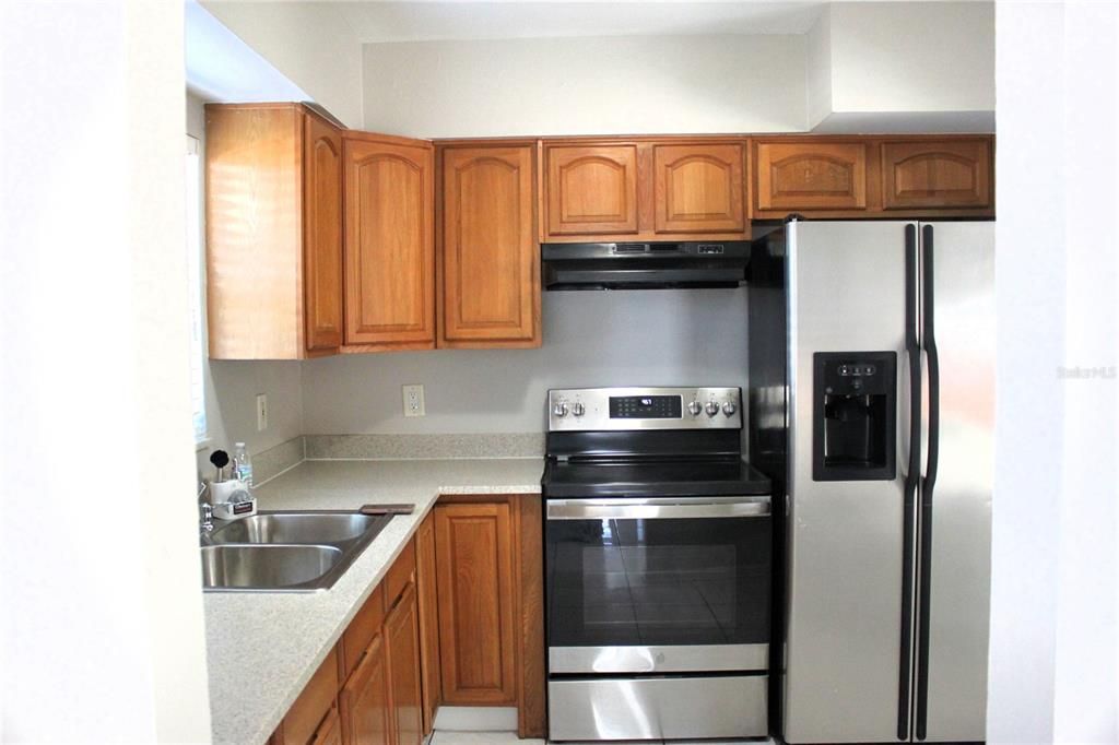 En Venta: $375,000 (4 camas, 2 baños, 1502 Pies cuadrados)