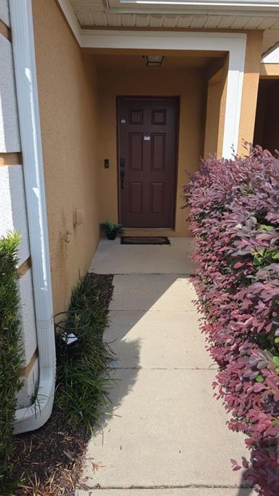 For Rent: $2,000 (2 beds, 2 baths, 1313 Square Feet)