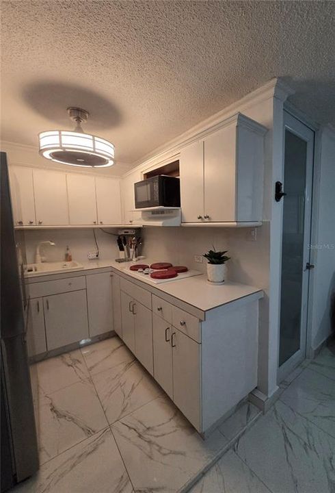 На продажу: $130,000 (1 спален, 1 ванн, 616 Квадратных фут)