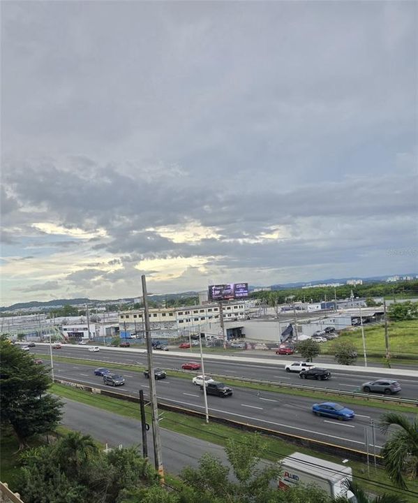 На продажу: $130,000 (1 спален, 1 ванн, 616 Квадратных фут)