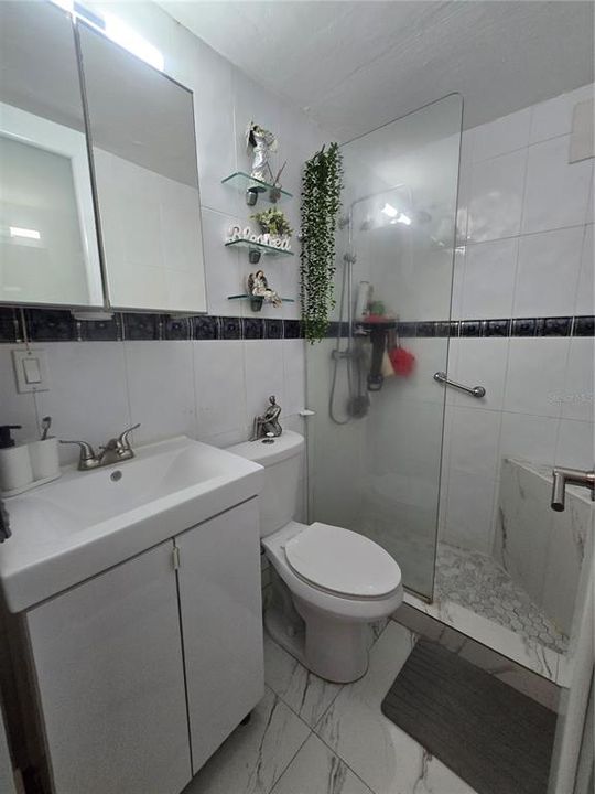 На продажу: $130,000 (1 спален, 1 ванн, 616 Квадратных фут)