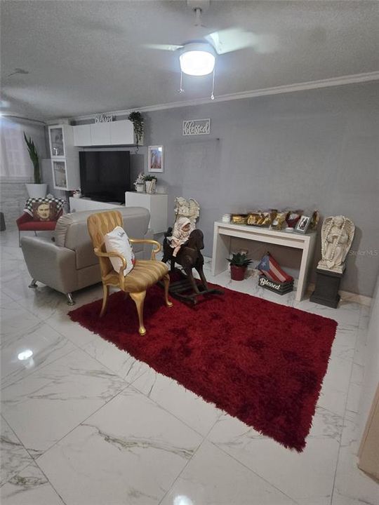 На продажу: $130,000 (1 спален, 1 ванн, 616 Квадратных фут)