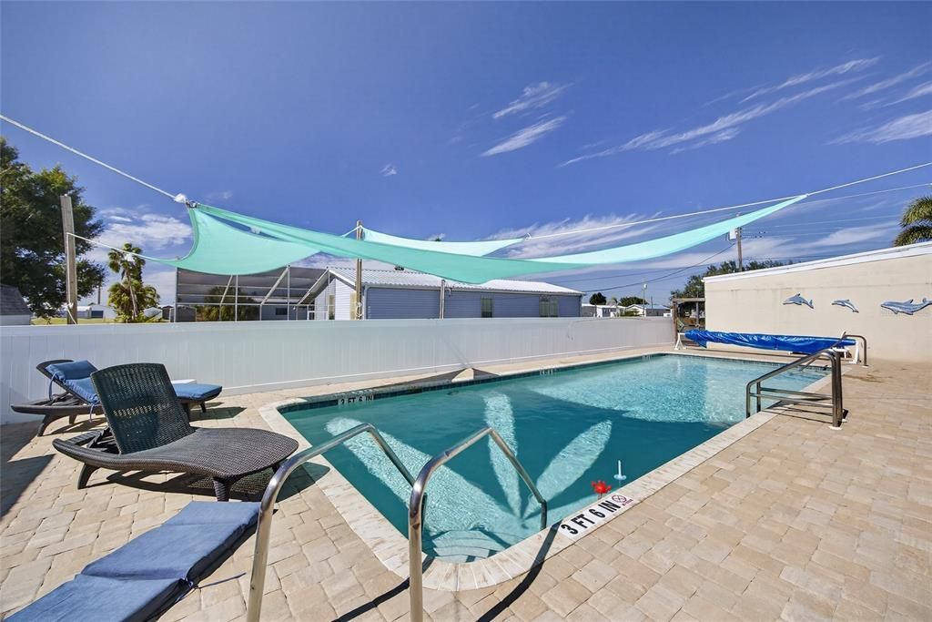 Active With Contract: $199,000 (2 beds, 2 baths, 1620 Square Feet)