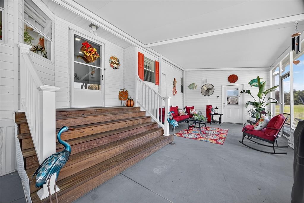 Active With Contract: $199,000 (2 beds, 2 baths, 1620 Square Feet)