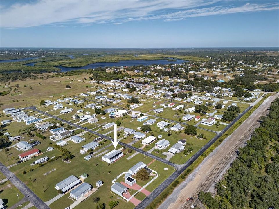 Active With Contract: $199,000 (2 beds, 2 baths, 1620 Square Feet)