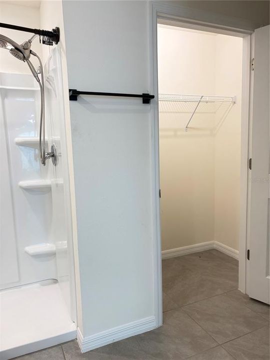 Active With Contract: $299,500 (4 beds, 2 baths, 1827 Square Feet)