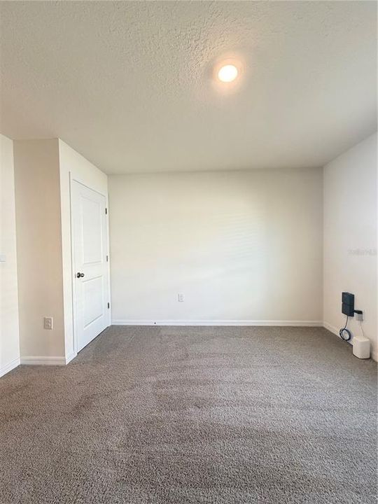 Active With Contract: $299,500 (4 beds, 2 baths, 1827 Square Feet)