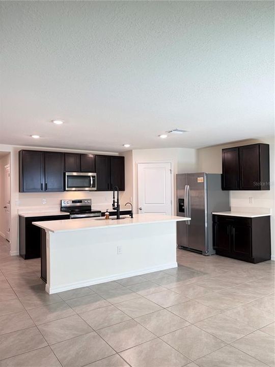 Active With Contract: $299,500 (4 beds, 2 baths, 1827 Square Feet)