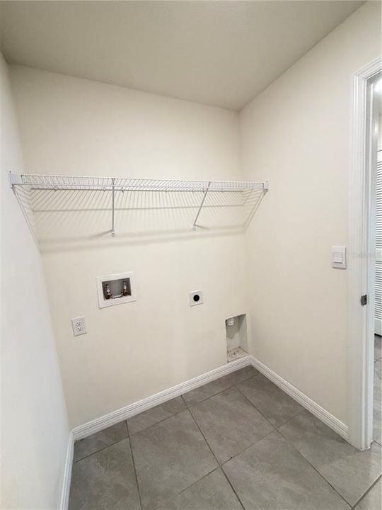 Active With Contract: $299,500 (4 beds, 2 baths, 1827 Square Feet)