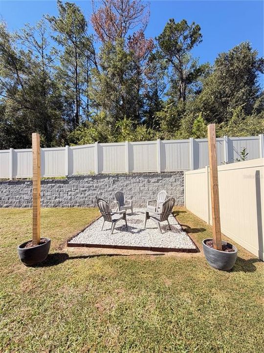 Active With Contract: $299,500 (4 beds, 2 baths, 1827 Square Feet)