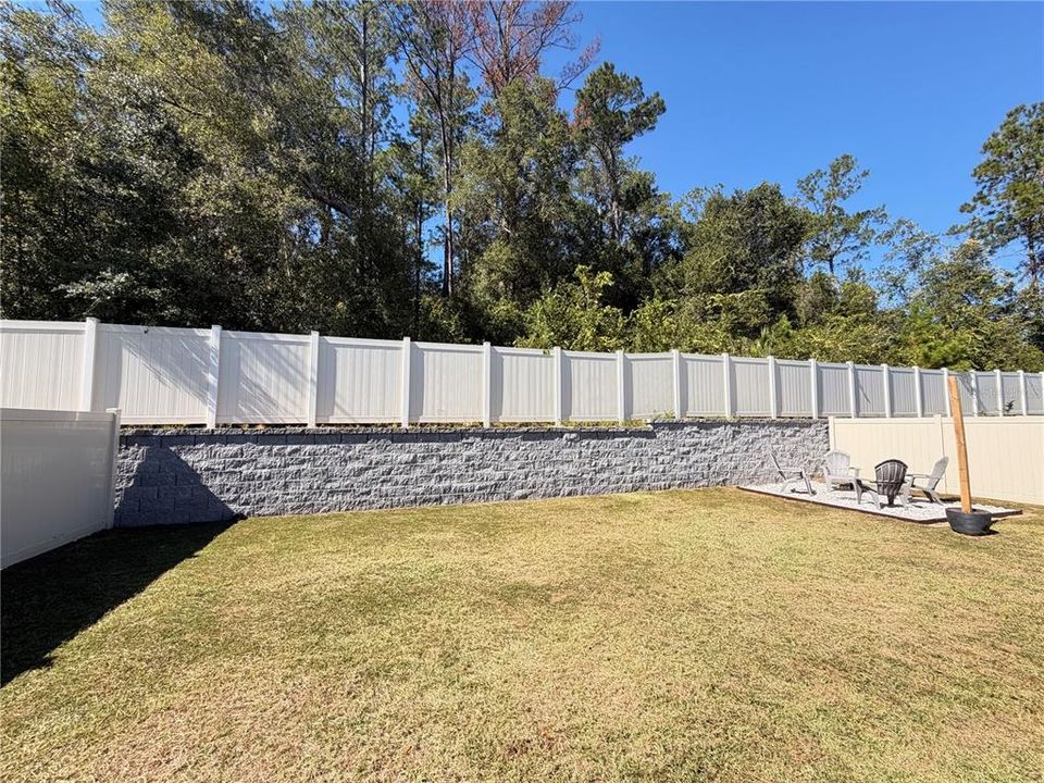 Active With Contract: $299,500 (4 beds, 2 baths, 1827 Square Feet)