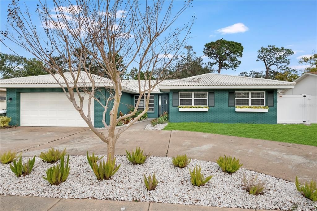 Active With Contract: $645,000 (4 beds, 2 baths, 1706 Square Feet)