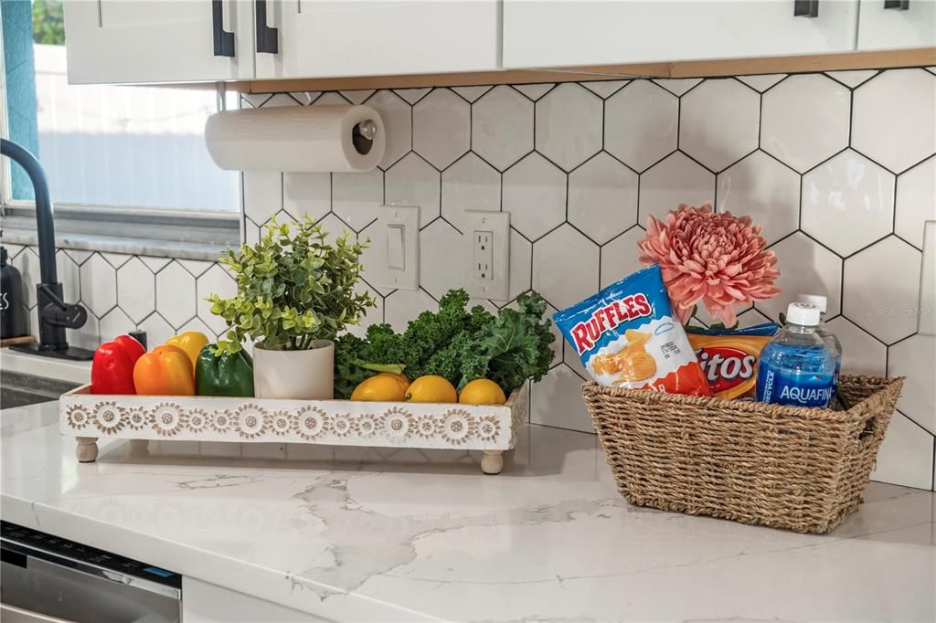 Active With Contract: $645,000 (4 beds, 2 baths, 1706 Square Feet)