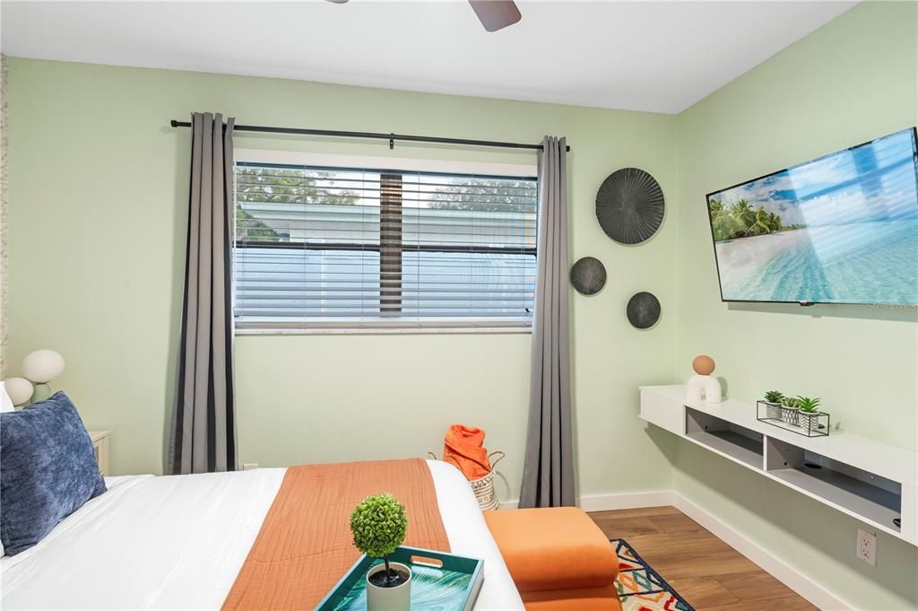 Active With Contract: $645,000 (4 beds, 2 baths, 1706 Square Feet)