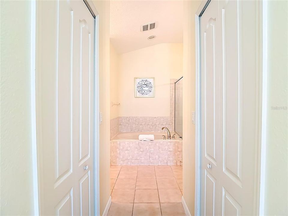 Active With Contract: $425,000 (4 beds, 2 baths, 2130 Square Feet)