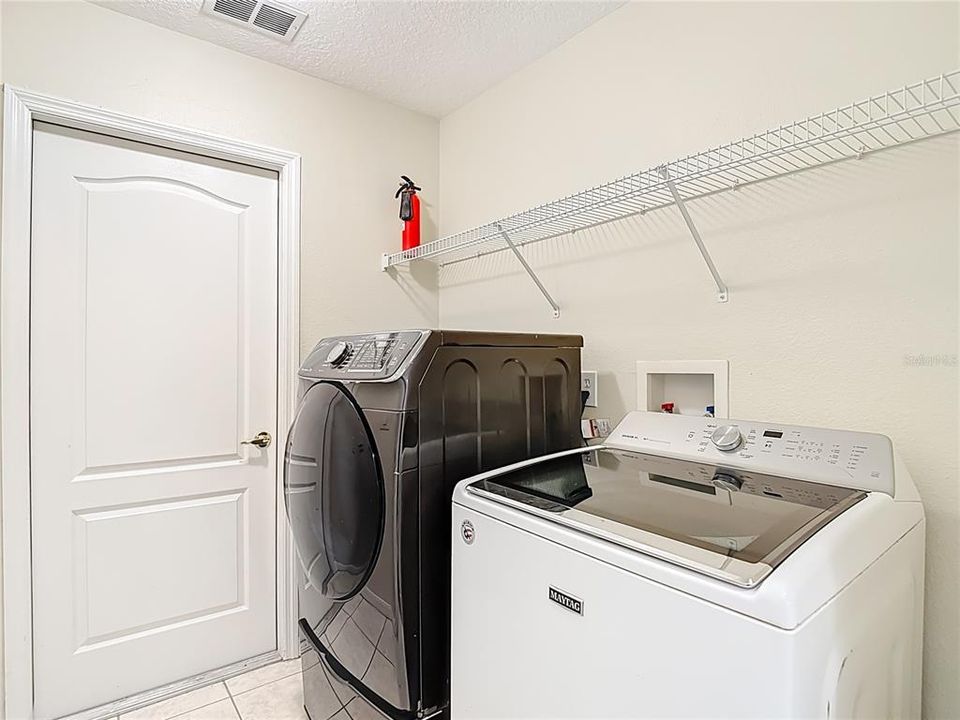 Active With Contract: $425,000 (4 beds, 2 baths, 2130 Square Feet)