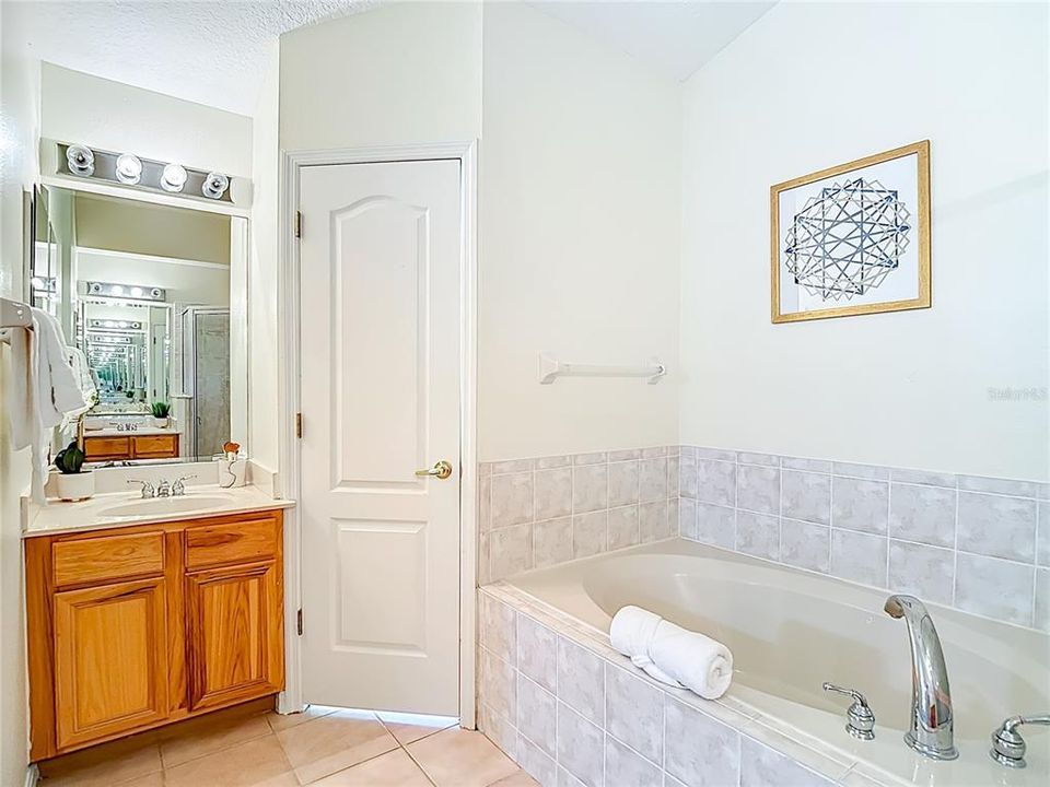 Active With Contract: $425,000 (4 beds, 2 baths, 2130 Square Feet)