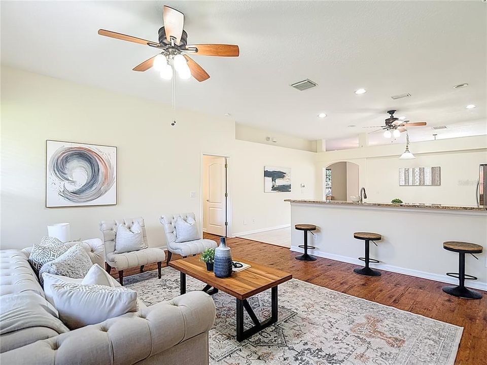Active With Contract: $425,000 (4 beds, 2 baths, 2130 Square Feet)