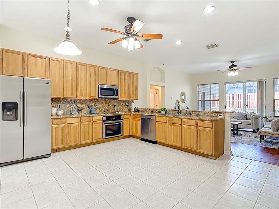 Active With Contract: $425,000 (4 beds, 2 baths, 2130 Square Feet)