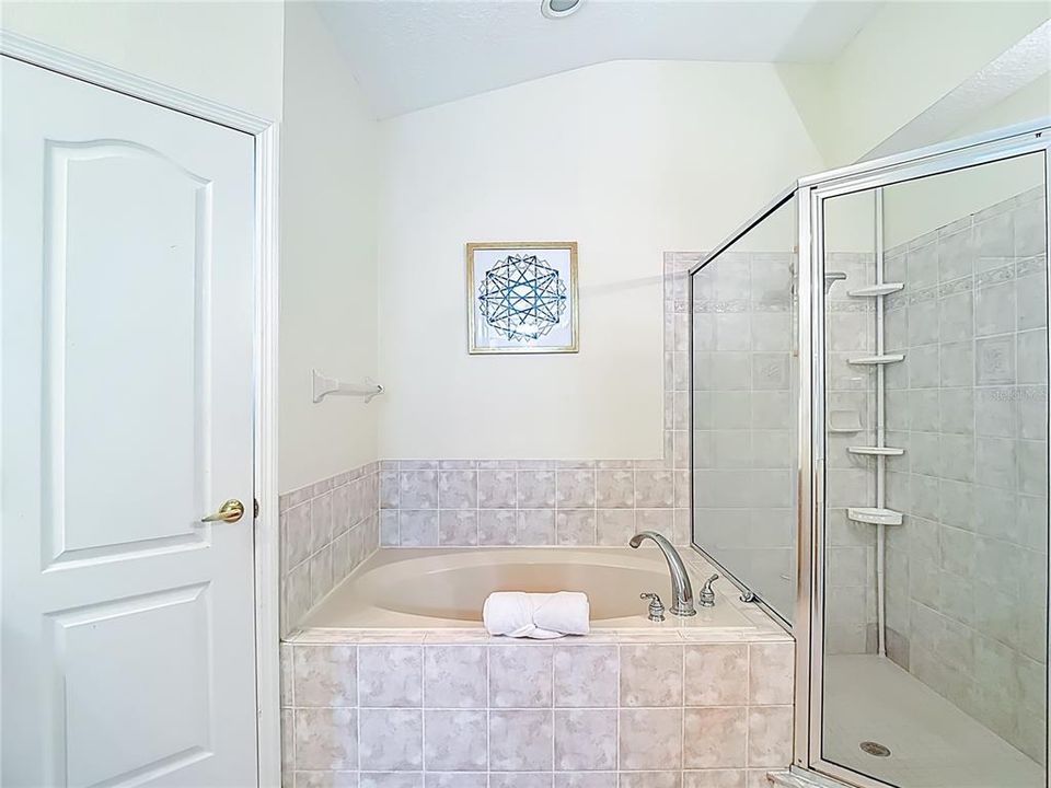 Active With Contract: $425,000 (4 beds, 2 baths, 2130 Square Feet)