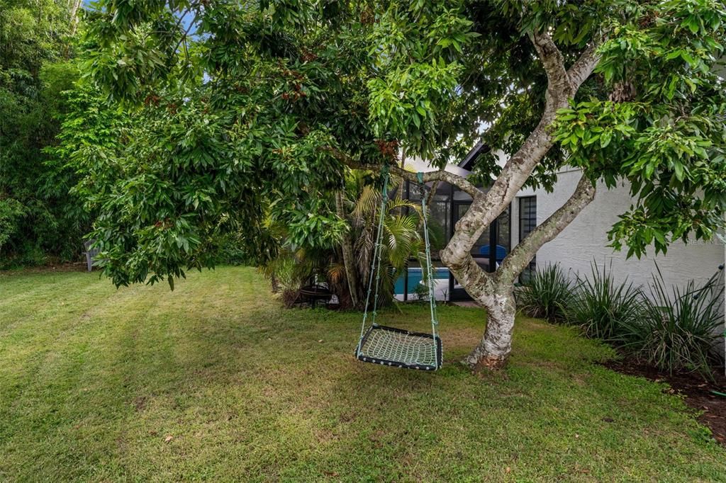 待售: $829,000 (4 贝兹, 3 浴室, 2533 平方英尺)