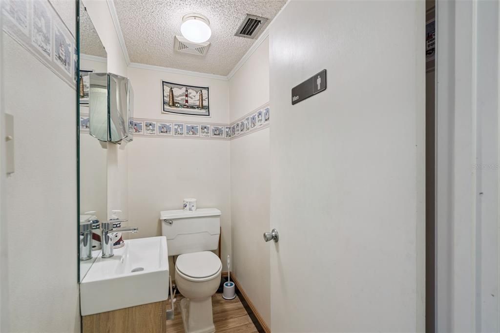 На продажу: $450,000 (0 спален, 0 ванн, 1092 Квадратных фут)