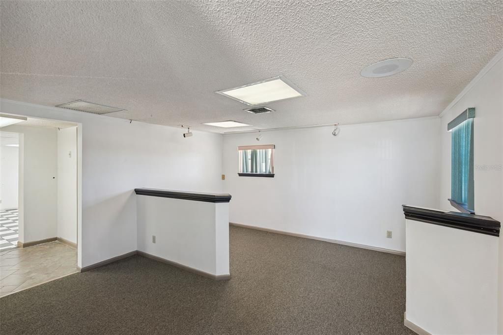 На продажу: $450,000 (0 спален, 0 ванн, 1092 Квадратных фут)