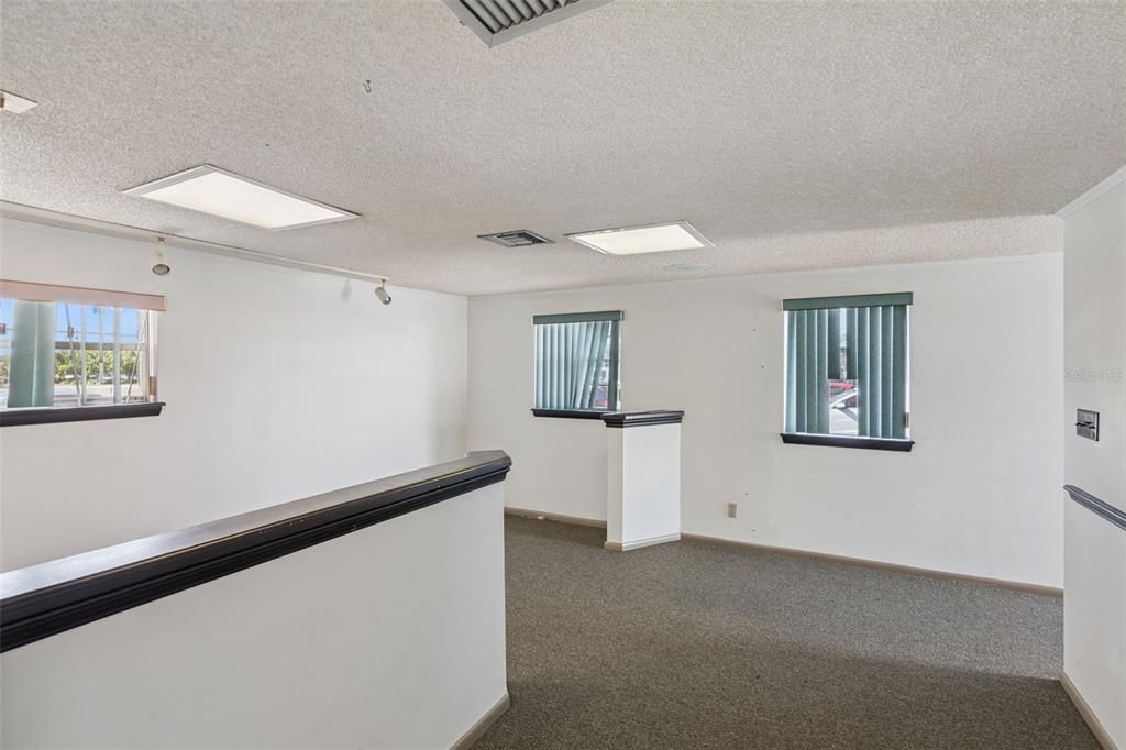 На продажу: $450,000 (0 спален, 0 ванн, 1092 Квадратных фут)