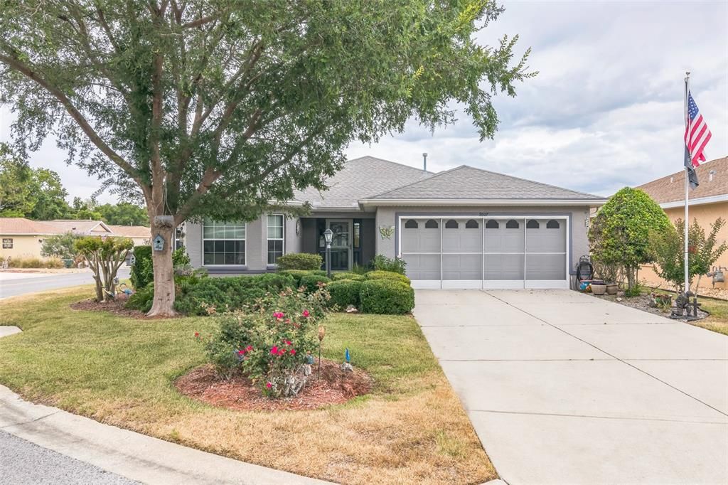 For Sale: $294,999 (3 beds, 2 baths, 1784 Square Feet)